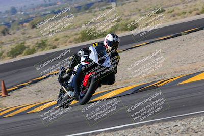 media/Nov-06-2022-SoCal Trackdays (Sun) [[208d2ccc26]]/Turn 11 (10am)/